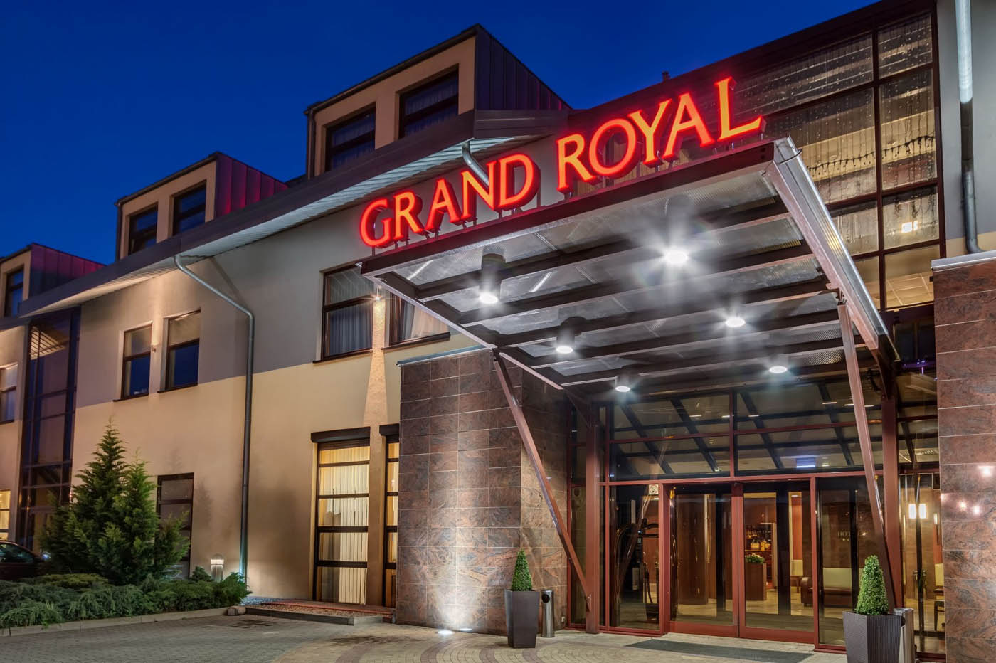 Grand Royal Hotel